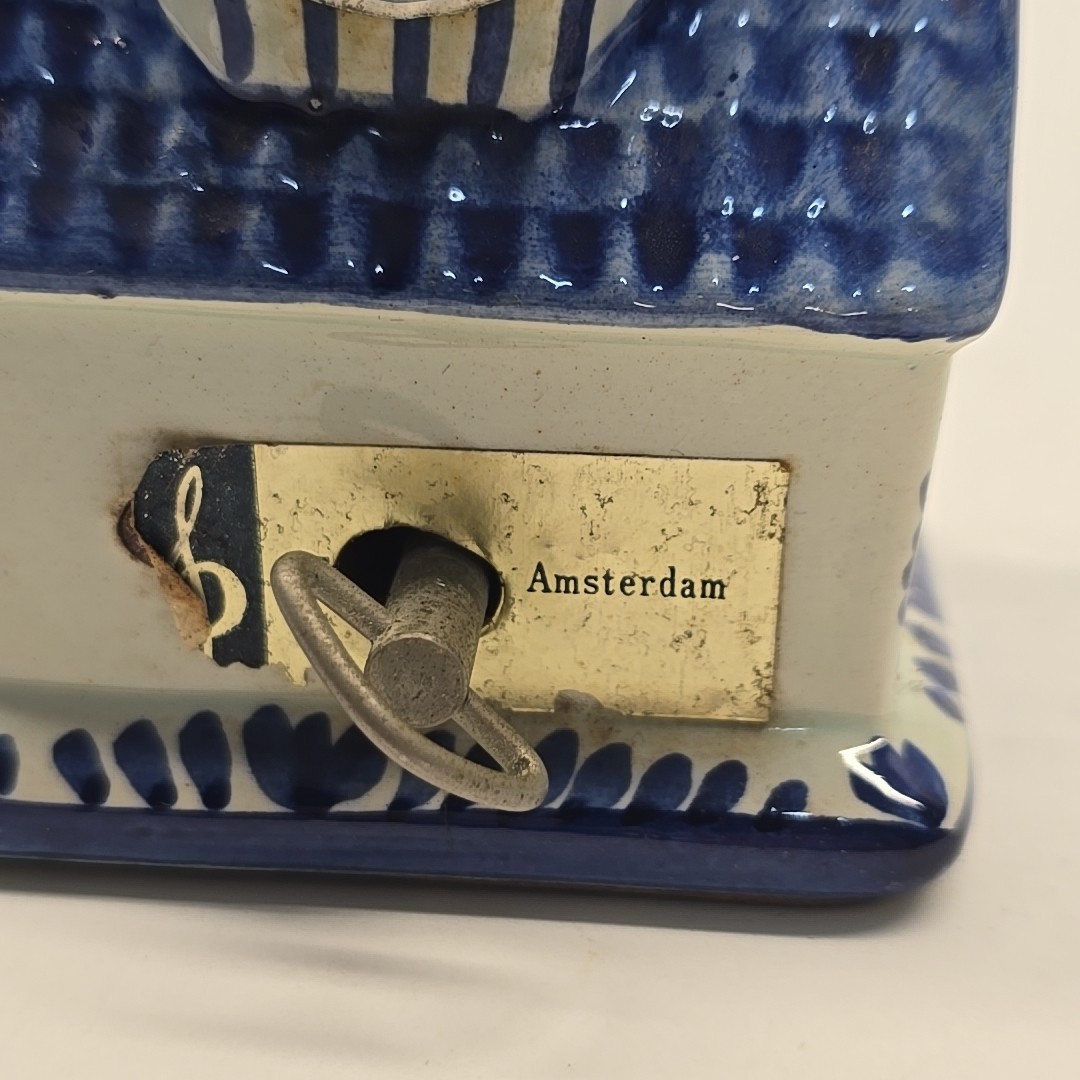 Vintage Boma Delft Blauw Holland Music Box Windmill Moves Blue & White Works