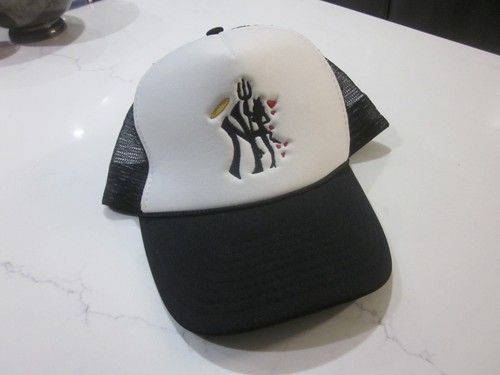 Nissin VALENTINES DROP ANGELS/Devil TRUCKER HAT - Picture 5 of 5