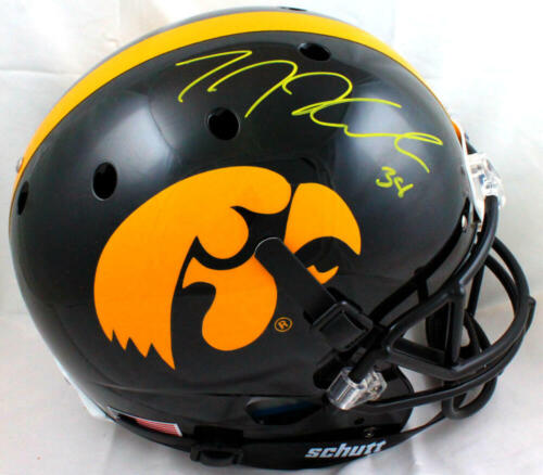 TJ Hockenson Autographed Iowa Hawkeyes Schutt F/S Helmet- Beckett W Hologram  - Picture 1 of 5