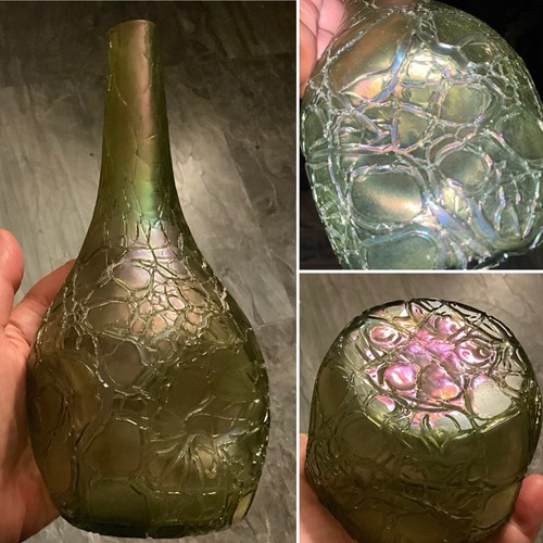 Rare 8” C1900 LOETZ WITWE GREEN Crete IRIDESCENT SLENDER Bottle Neck Dimple VASE - Picture 2 of 16