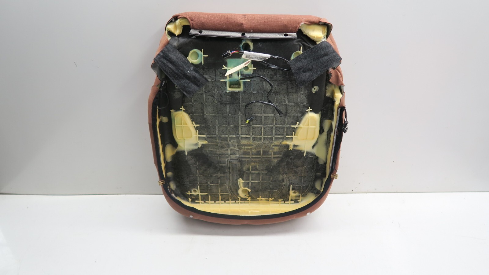 2014-2019 Maserati Ghibli OEM Right Front Lower Bottom Seat Cushion 670008215R