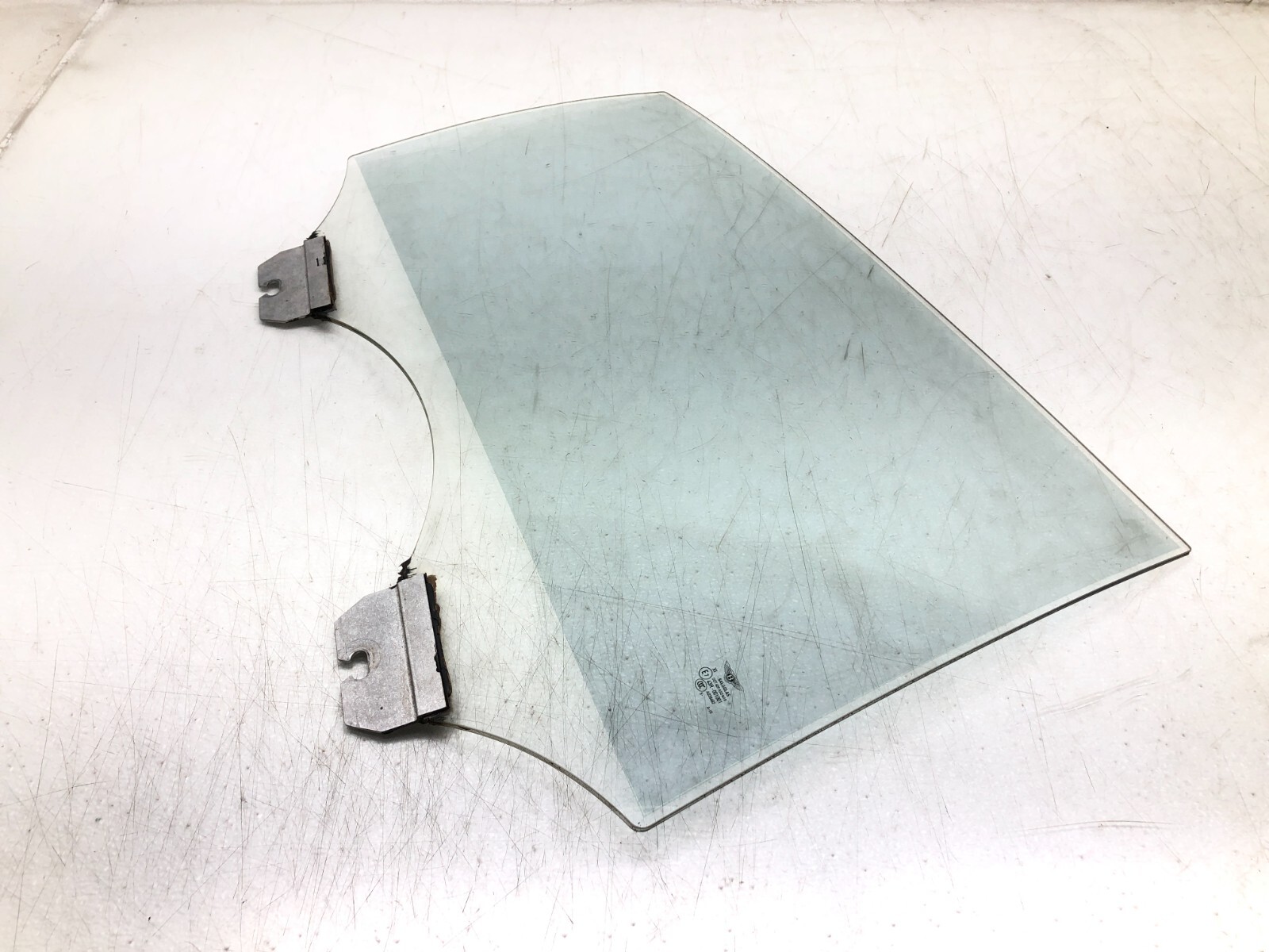 2014-2019 BENTLEY FLYING SPUR RIGHT PASSENGER REAR DOOR WINDOW GLASS OEM