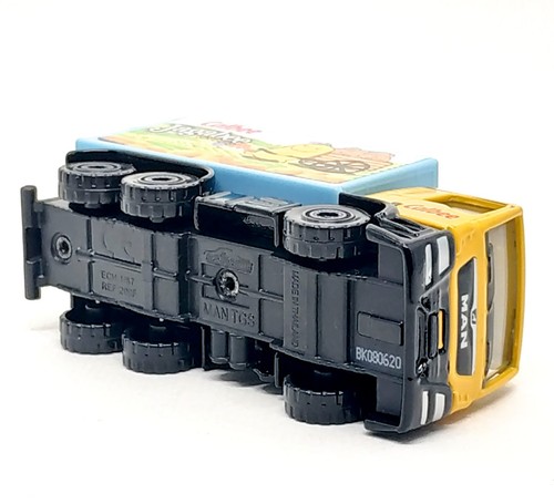 Majorette Man TGS ParkNShop - Calbee Jagabee - Yellow 1/87 3" no Package - Picture 6 of 6