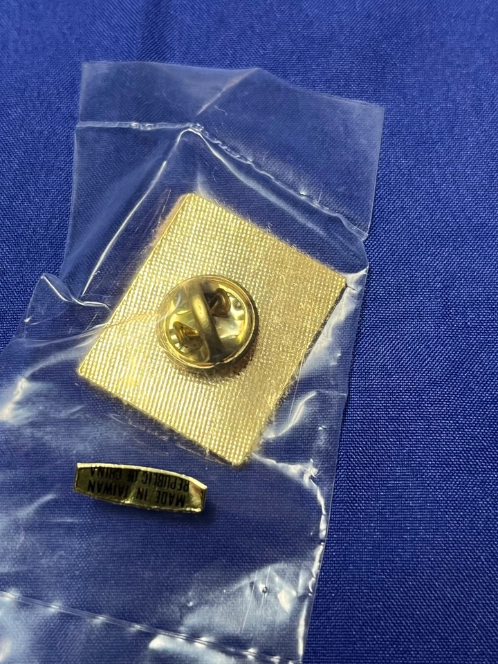 40 Glaesel Pins Orchestra String Company, Rewards for Students - Image 3 of 3