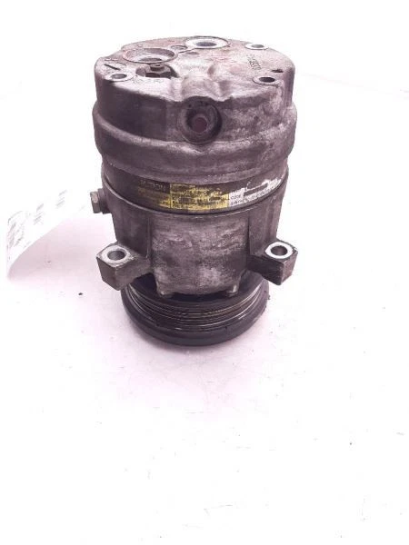 Компрессор переменного тока 6-231 3,8 л 1995-2002 Chevrolet Camaro 89018889 - Изображение 2 из 4