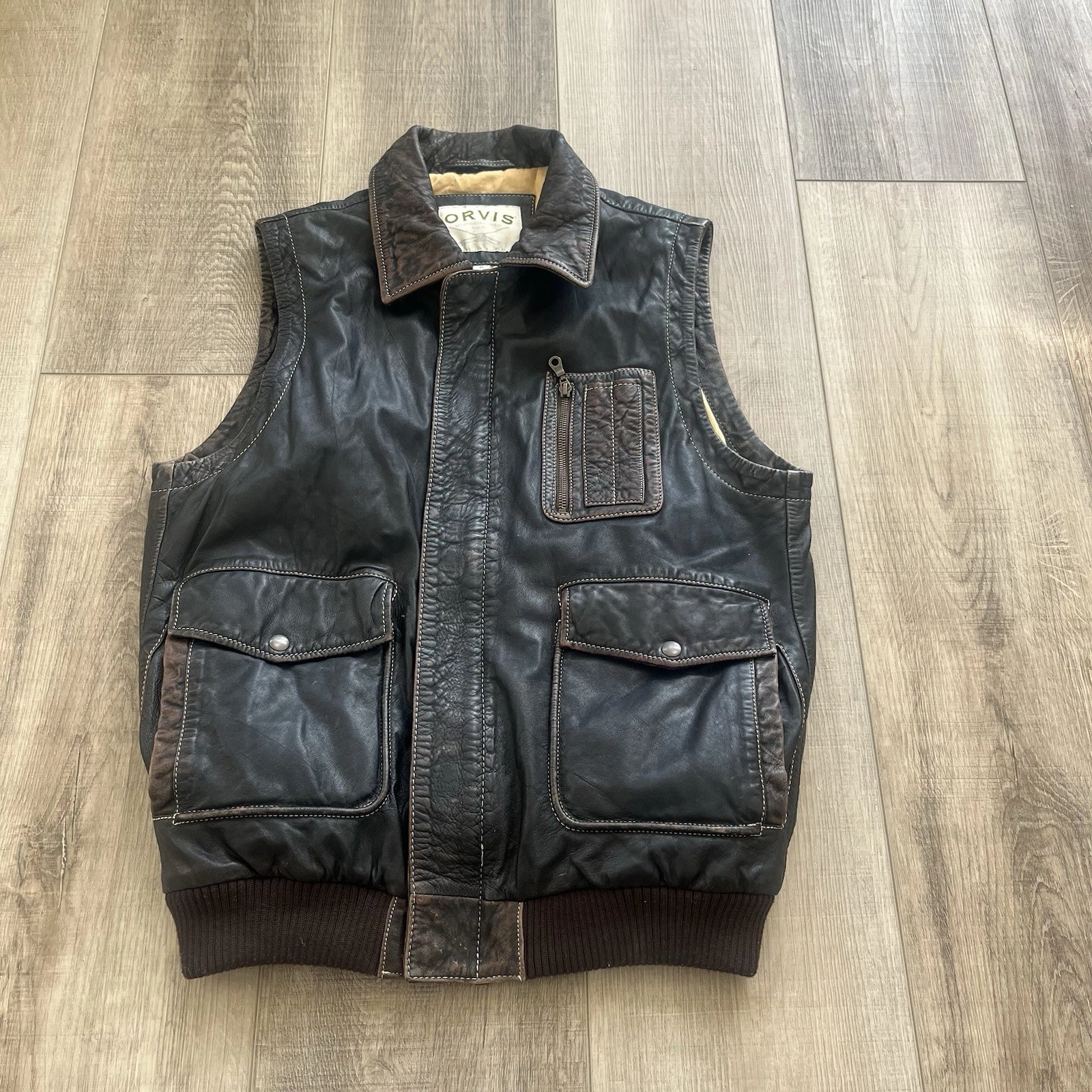 Orvis NWOT Mens M 40” RARE Distressed Leather Vest Brown Black Outdoor Hunt NEW
