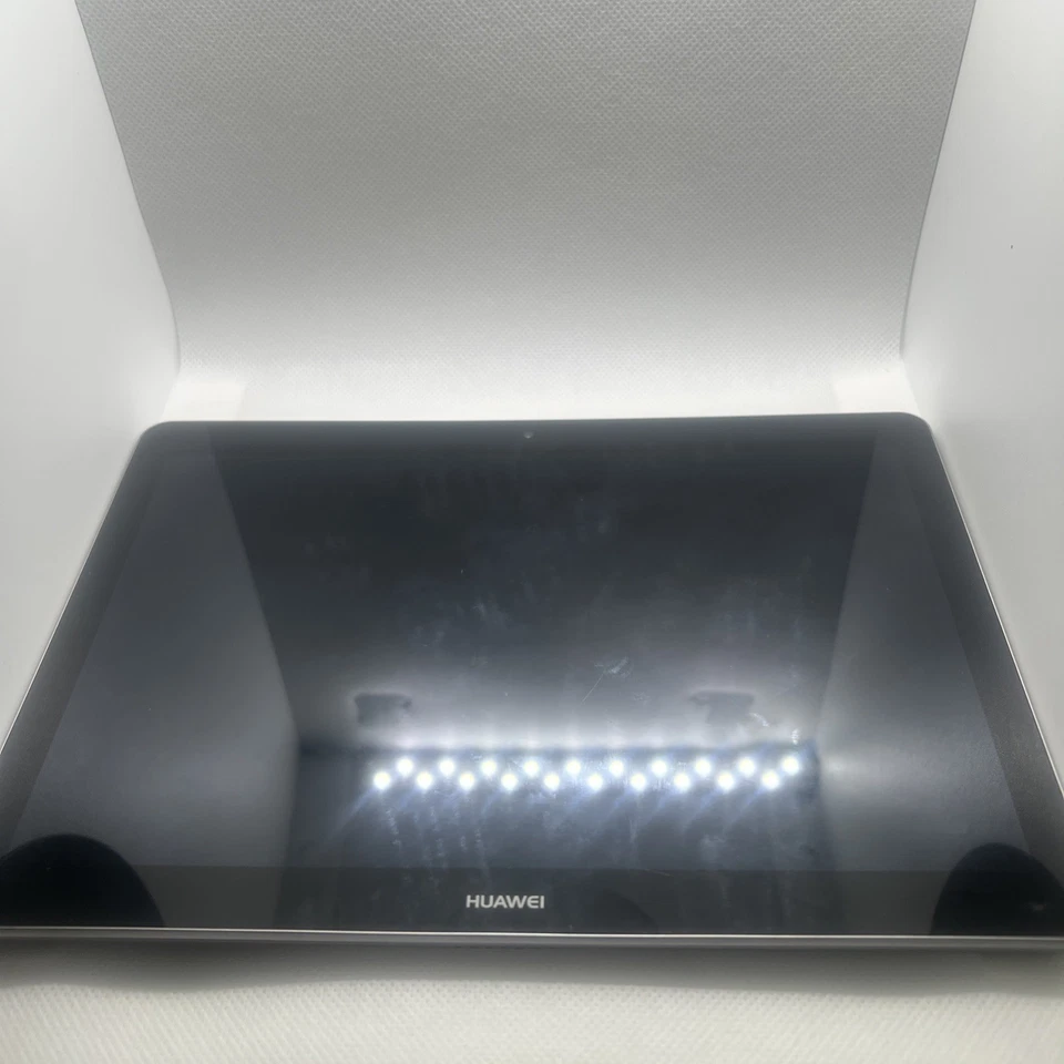 Huawei MediaPad T3 10 Tablet 16GB WiFi 9.6” – EMUI 8 – Good Condition - Image 2 of 4