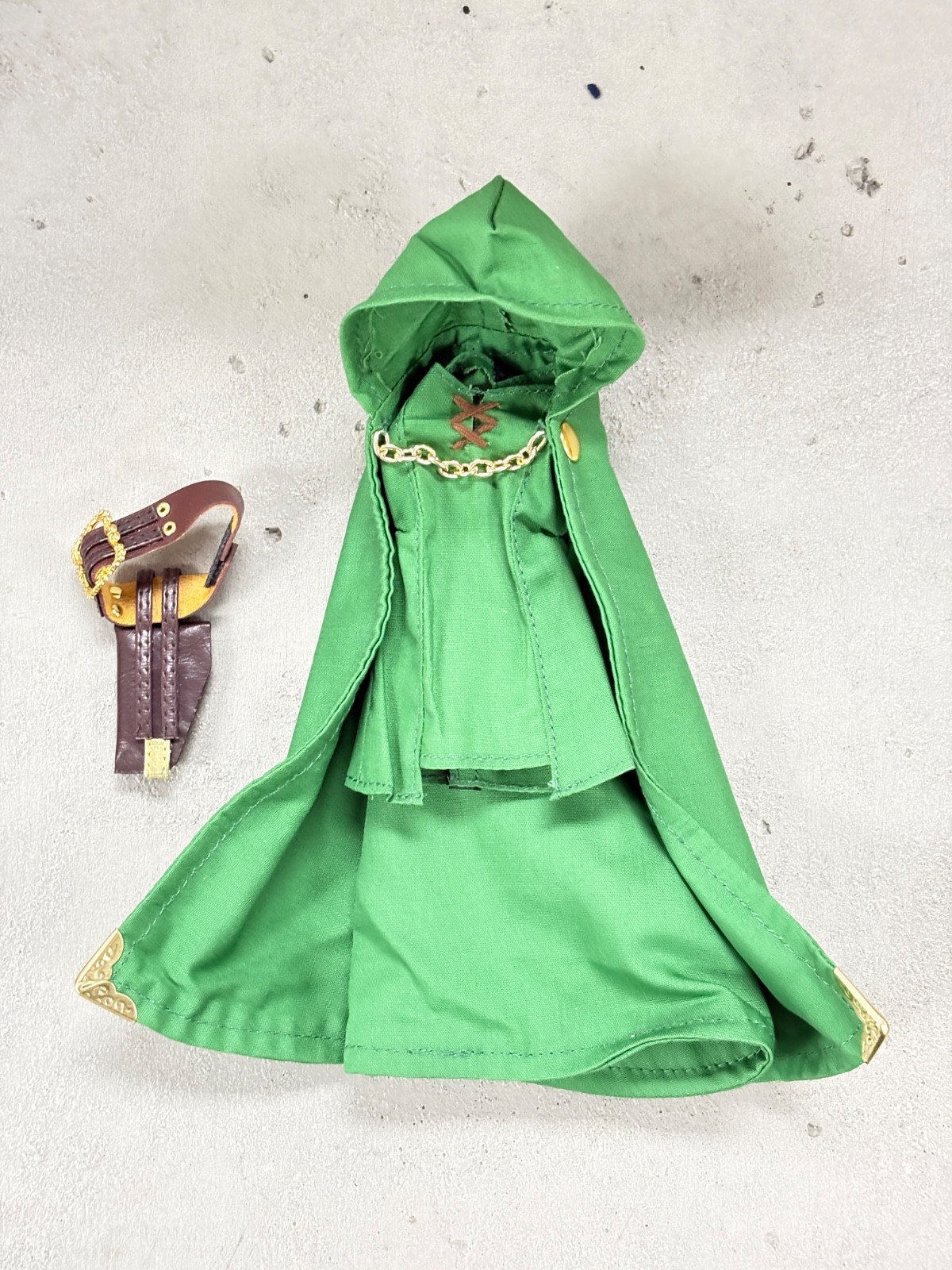 SU-DRDM-SET-LGN: 1/12 Deluxe Light Green Outfit Set for Marvel Legends Dr. Doom