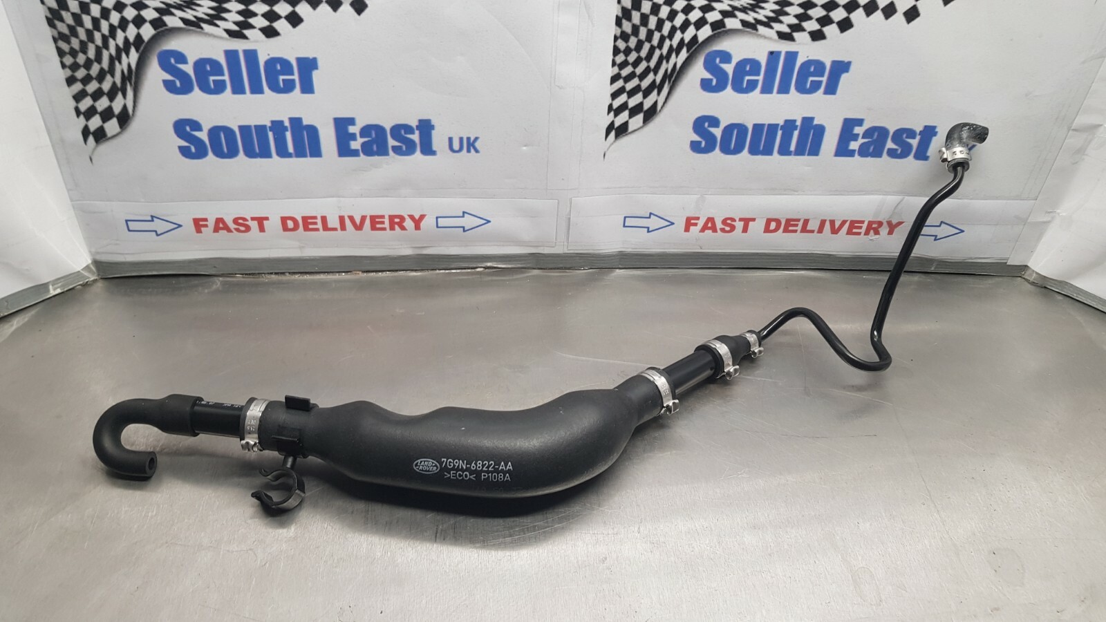 Genuine Land Rover FREELANDER 2 Crankcase Breather Hose Pipe Lr006828