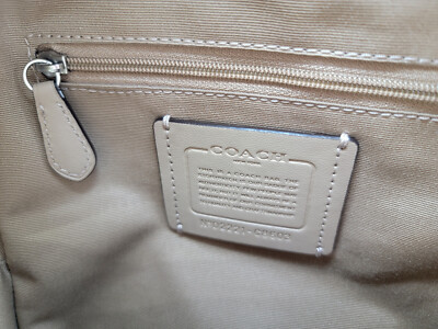 【COACH】CY832 QBMI5 Amazon.com: COACH Women's HC8395F Low Bridge Fit Square