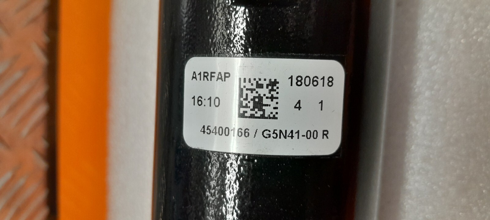 Foto 12 di 14