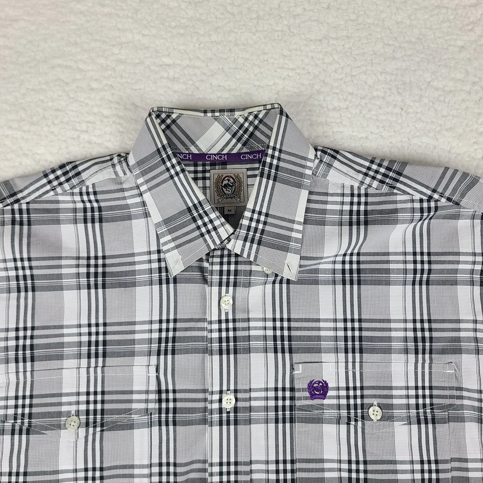 Camisa de vestir Cinch para hombre gris medio negra a cuadros solapa bolsillos abotonados Foto 3 de 4