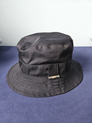 Burberry Buckethut Wendehut Nachtblau