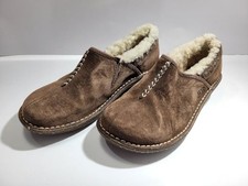 UGG Slippers Womens Size 7 Brown Suede Shearling Lined Slip On Clog 1757