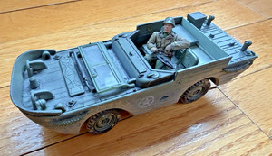 Unimax Amphibious Vehicle Toy with soldier, 2003
