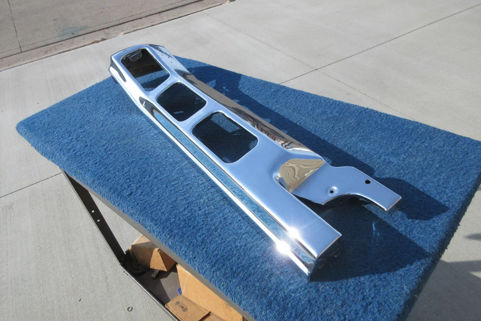 1969 Chevy Impala Caprice RIGHT REAR BUMPER Foto 2 de 4