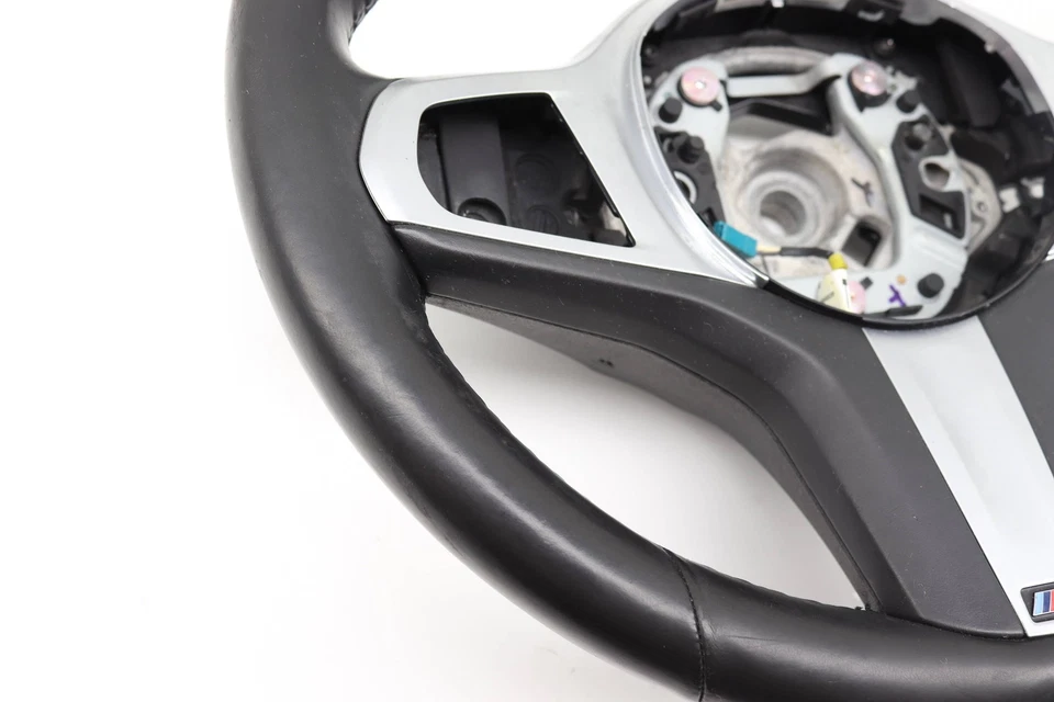 BMW M760I XDRIVE 2020-2022 - Volante deportivo de 3 radios (M) 8746590 Foto 3 de 4