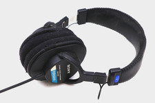 Sony MDR-7506 Professional Studio Monitor Headphones Closed Back Tested