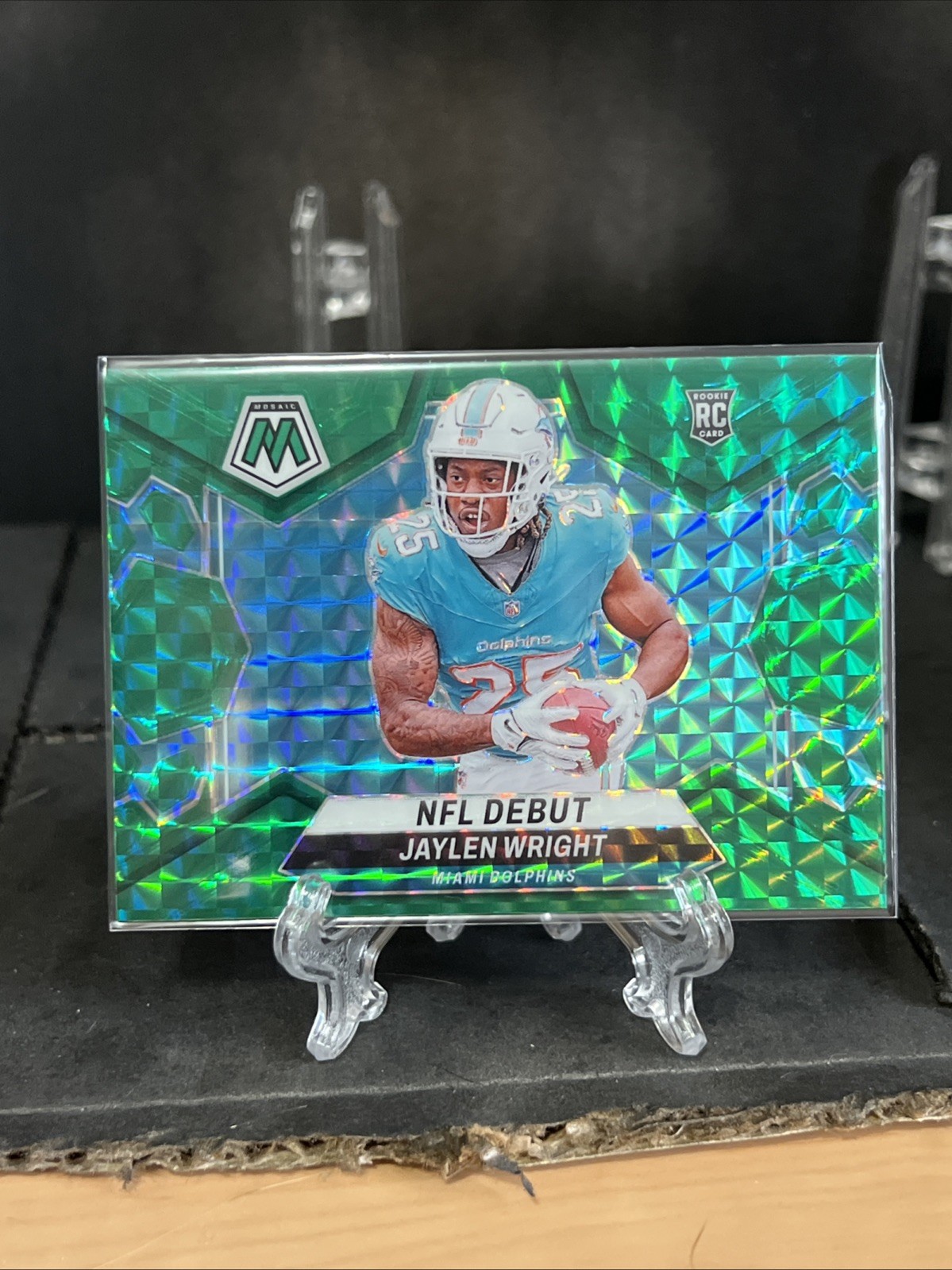 2024 Panini Mosaic - NFL Debut Jaylen Wright #280 Green Mosaic Prizm (RC)