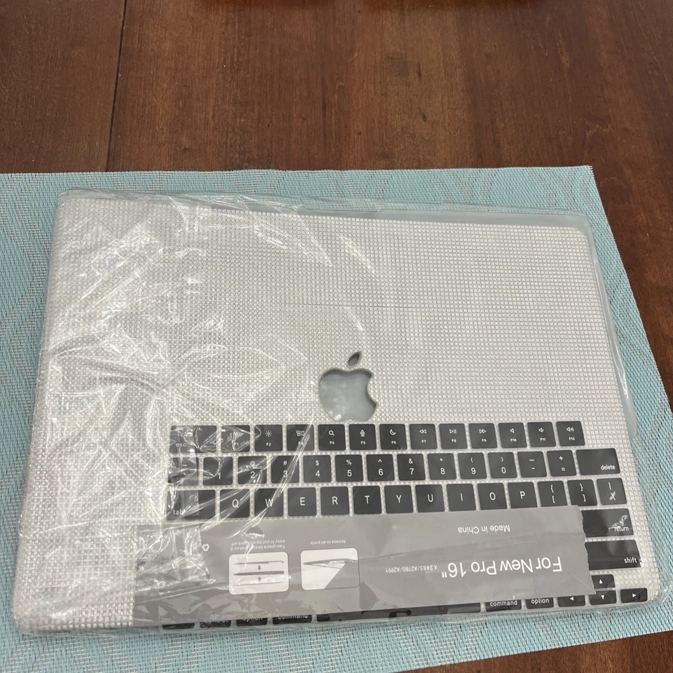 Funda KEROM Brillante Brillo Para MacBook Pro 16 Pulgadas Lujo Deslumbrante Brillante Brillante Foto 2 de 4