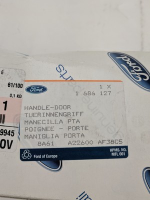 Genuine Ford Fiesta Front Door Handle Interior Assembly RH 1686127 