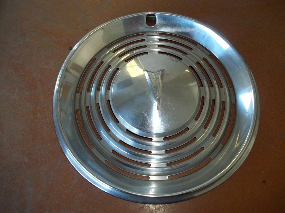 1973 73 1974 74 Pontiac Firebird Le Mans Grand Prix Ventura tapacubos cubierta de rueda 4 Foto 3 de 4