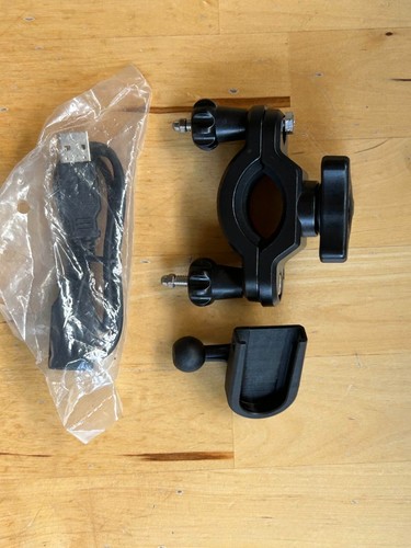 Polaroid XS100 Extreme Edition HD 1080p 16MP Waterproof Sports Video Camera - Picture 10 of 11