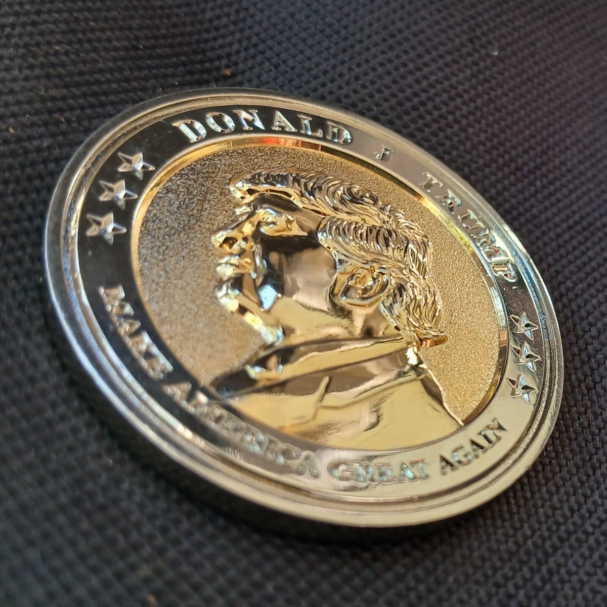 Rare Gold & Silver Trump 2017 Inauguration Commemorative Coin