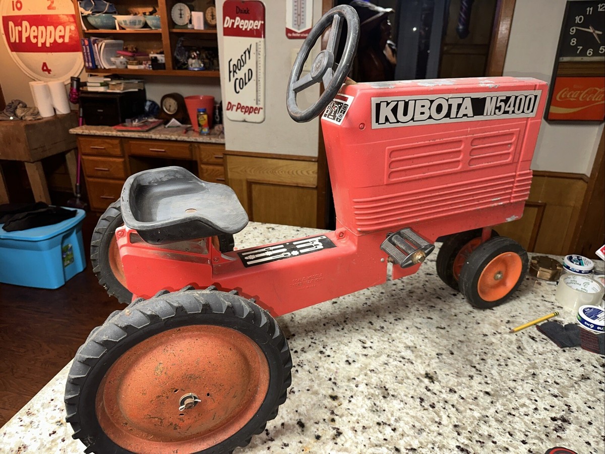 Scale Models Kubota M5400 Metal Pedal Tractor Works Made USA