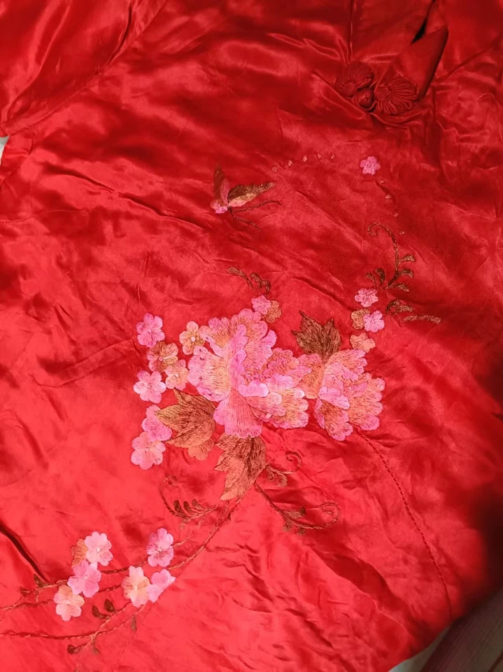 Antique Chinese Qing Dynasty Silk Robe, Vintage Embroidered Costume Collectible - Image 4 of 4
