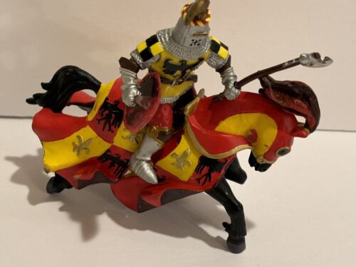 Papo 2002 Medieval REd Yellow jKnight King Black Horse Figures Jousting