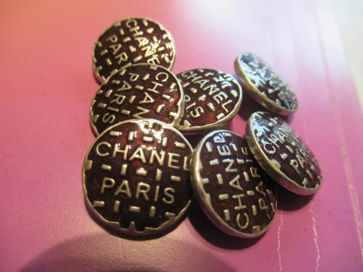 lot of authentic chanel buttons