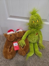 DR SEUSS MAX Slippers Size 13-1 Kids  The GRINCH Plushie