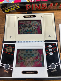 VINTAGE NINTENDO GAME & WATCH PINBALL 1983 COMPLETE IN BOX FULLY FUNCTIONAL