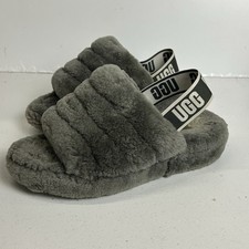 UGG Women  s 7 Fluff Yeah Slides Slippers Sandals Gray Sheepskin Fur Slip-On Cozy