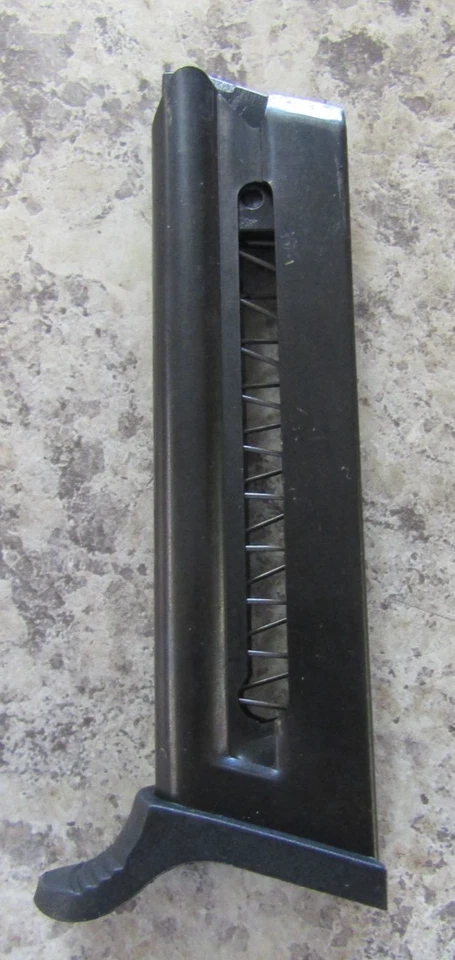 FIE TITAN E22 - .22LR PISTOLA 10 Ronda 22 LR TRIPLE K 482M CARGADOR MAG - NUEVO Foto 2 de 4