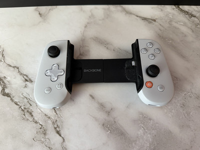 Backbone One Mobile Controller for Apple iPhone Lightning