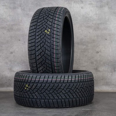 2x 255/35 R21 98V Goodyear Ultragrip Performance+ DOT 4523 Winterreifen NEU