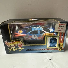 hot wheels   Kyle Petty # 44 2000 1:43 Nascar W/car Select Mirror Like Base