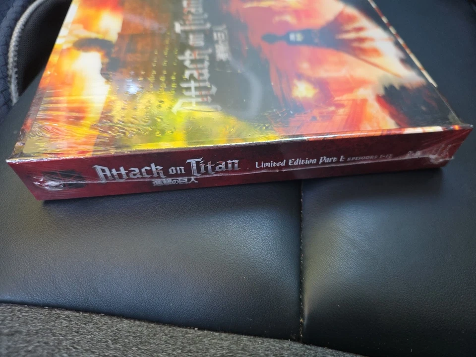 New Attack on Titan Season One Part One Limited Edition Blu Ray DVD 4-Disc Set - Image 4 of 4
