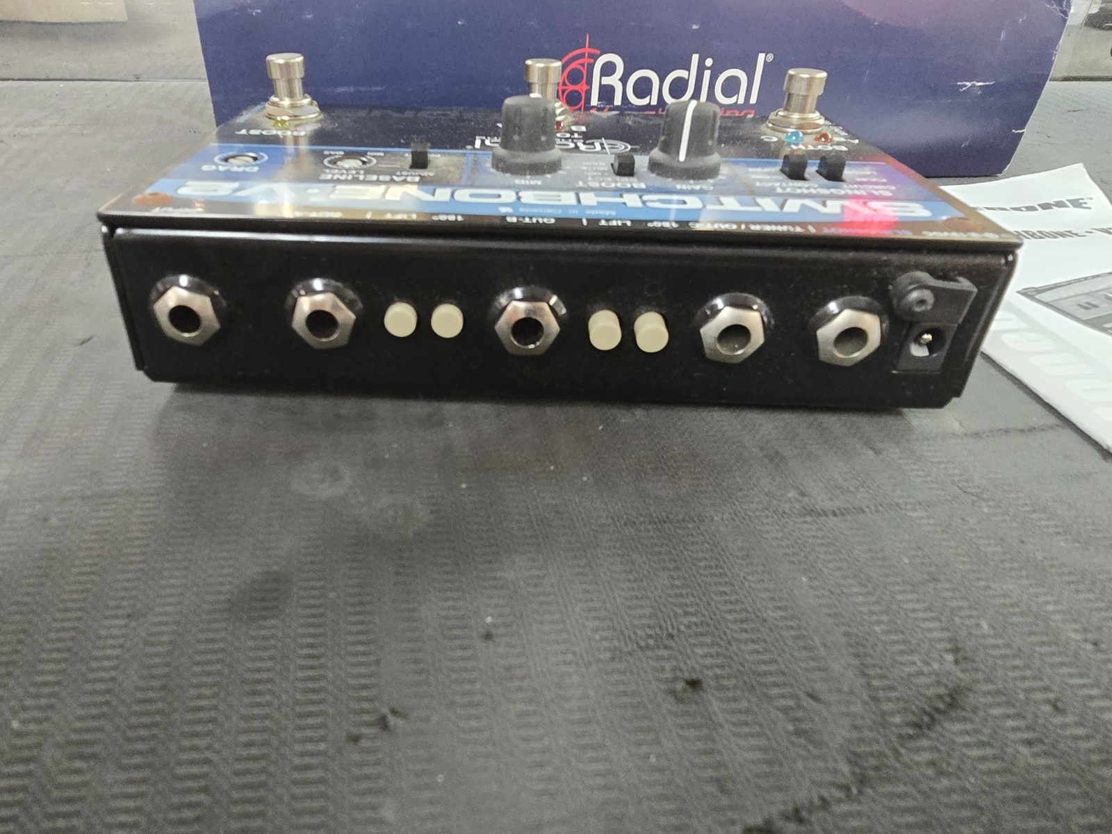 Radial Switchbone-V2 ABY/C Switcher Pedal