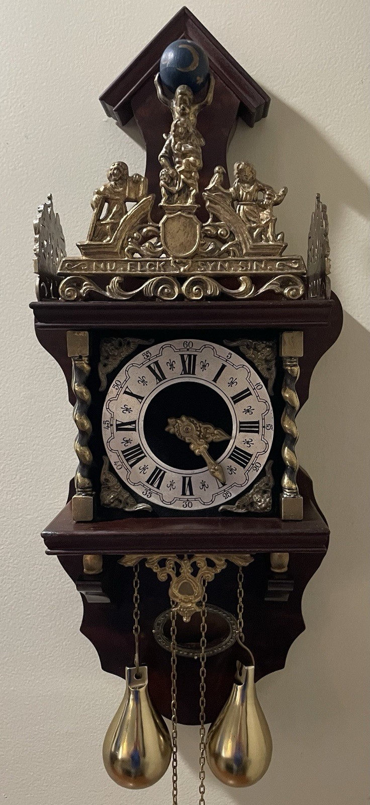 Dutch Zaanse Nu Elck Syn Sin Vintage Wall Clock 8 day Bell Chime Ball Weights