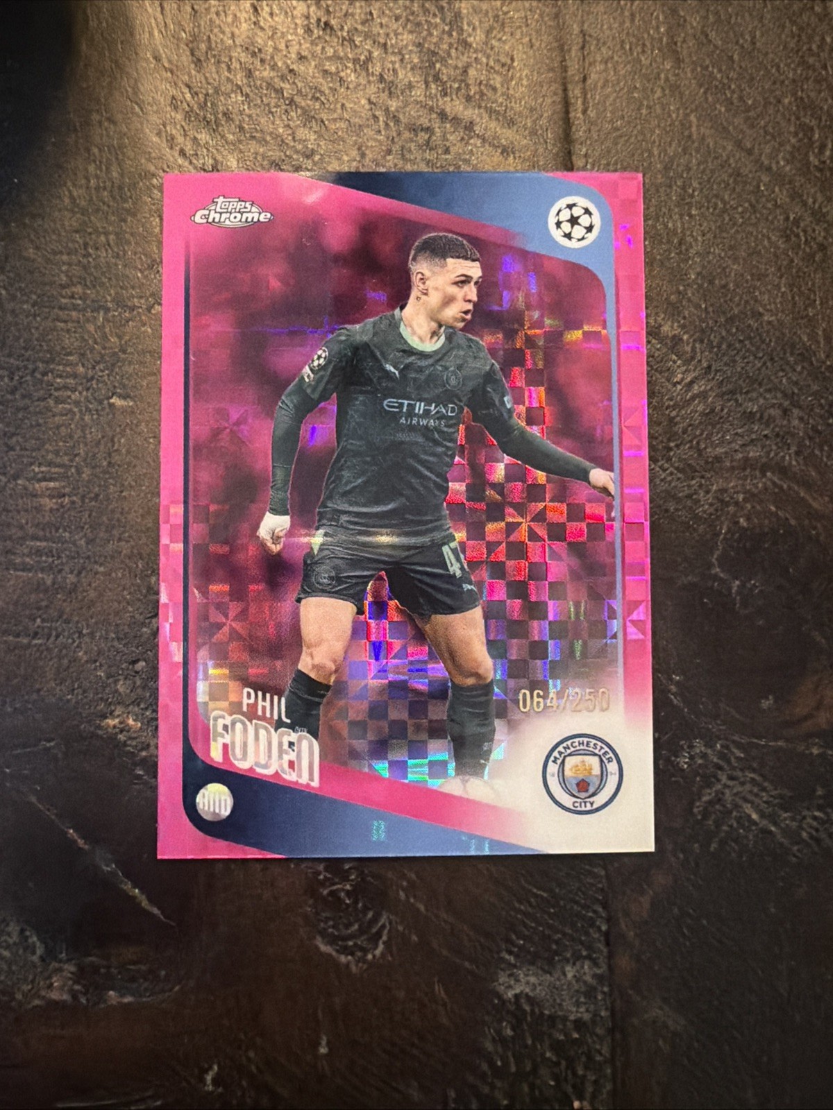 25-26 Topps Chrome Phil Foden #103 Pink Mojo Refractor /250