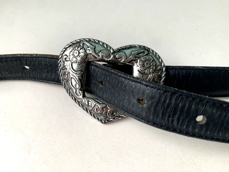 Cinto ocidental de couro JUSTIN prata fivela de coração tamanho 34 couro bovino grão superior EUA - Imagem 3 de 4