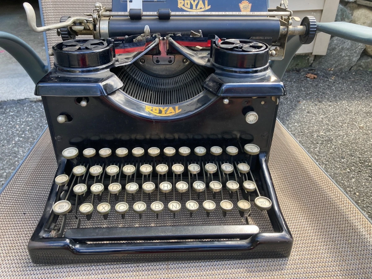 Royal Model 10 Typewriter In Collectible Typewriters for sale | eBay
