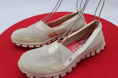 Skechers Memory Foam Shoes Women s Size 8 Quipster Sport Active Easy Flex 22672