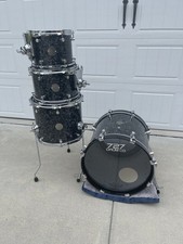 727 Drum Co. Drum Set w/ 18” Bass Drum