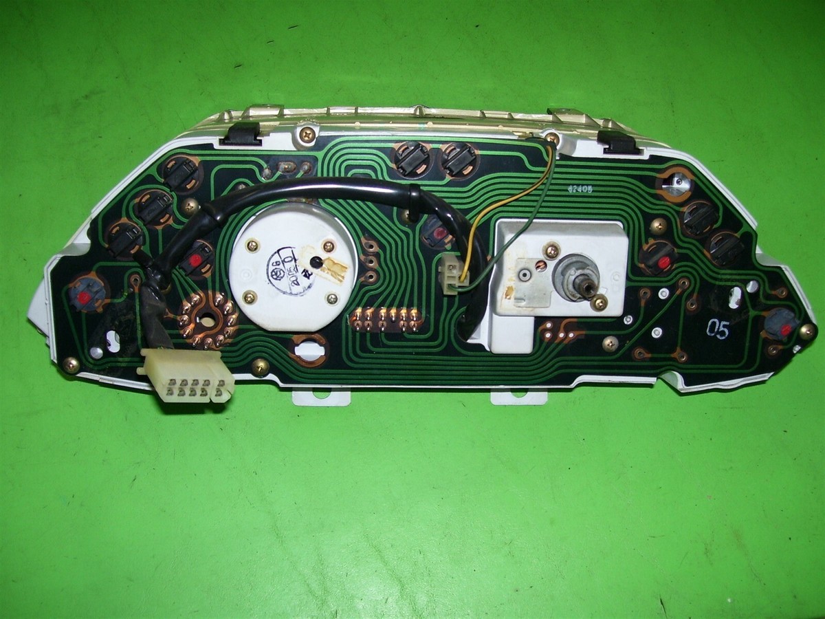 1980 Datsun 280ZX 2+2 Instrument Guage Cluster SPEEDOMETER 1980 Datsun 280ZX 2+2 Instrument Guage Cluster SPEEDOMETER