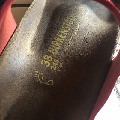 birkenstock gizeh patent cherry