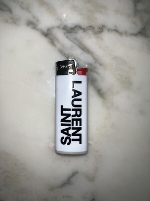 Saint Laurent Feuerzeug weiß (Brikett)